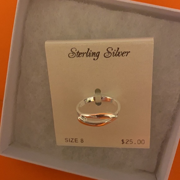 Sterling silver ring - Picture 2 of 2